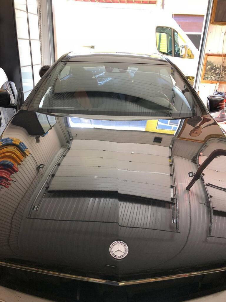 фото установка нового автостекла