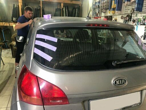 фото установка автостекла