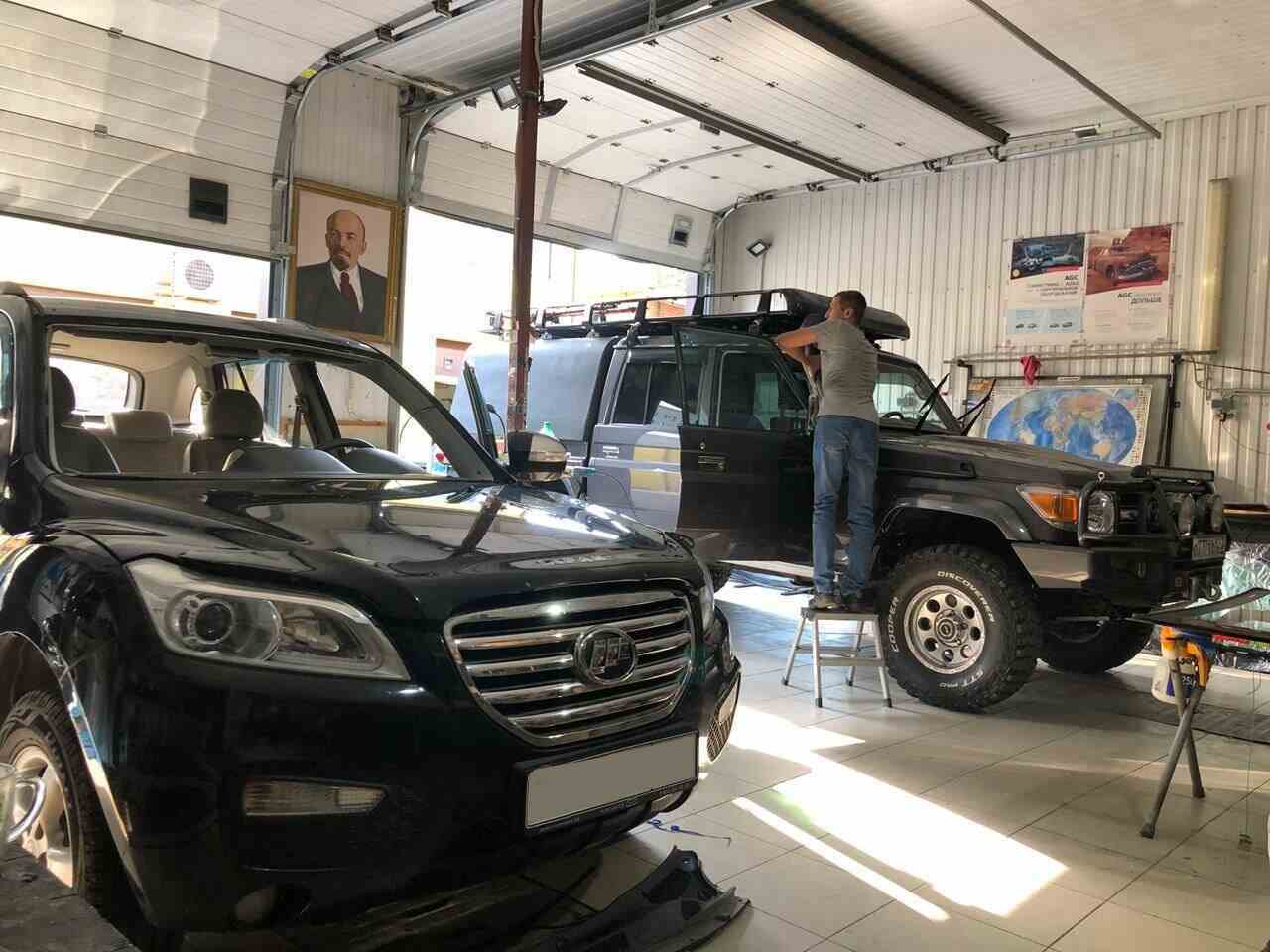 фото замена стекла лифан