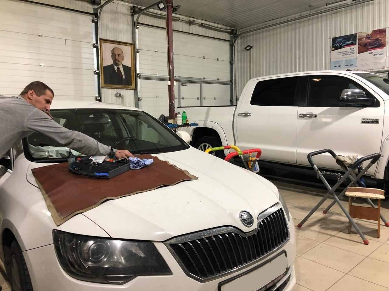 фото ремонт стекла шкода